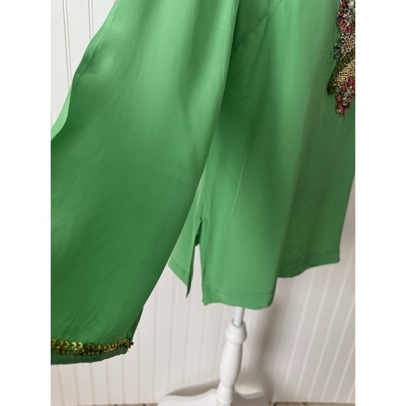 Boston Proper Women's Lightweight Beaded Tunic Top Blouse Green Pink Size Medium - Picture 4 of 10
